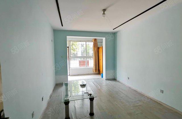 珠峰国际花园1室1厅75㎡110万二手房图片