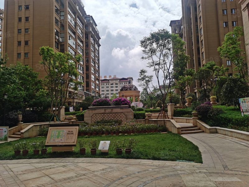 中梁华府 端户四居两卫 车位充足 电梯房 双卫格局,中梁华府-昆明58