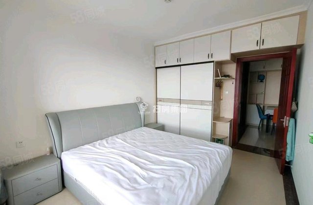 月季公园附近  文轩中学  精装修  带车位