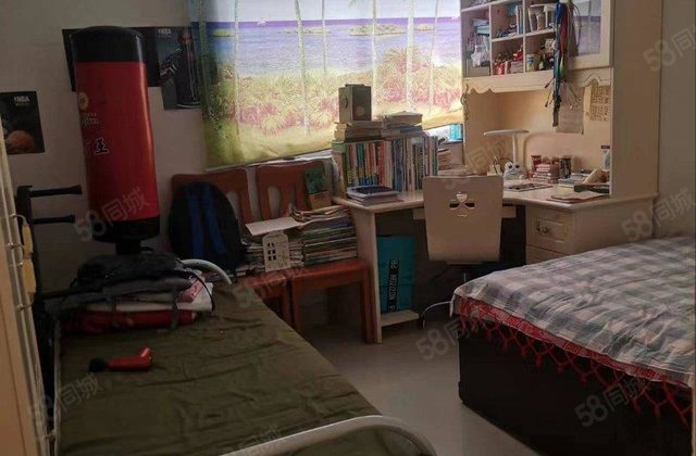 近文轩外国语一中附近电梯中间楼层