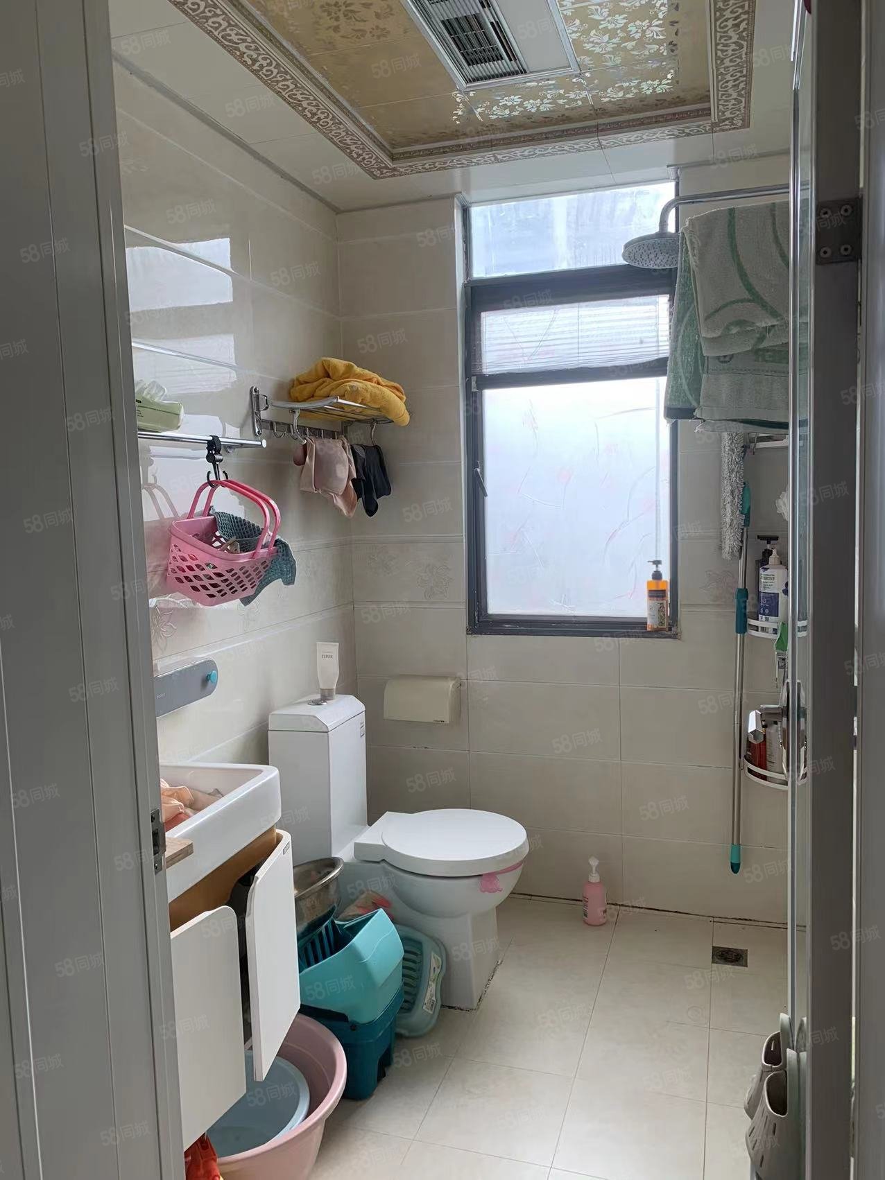 丽阳春都3室2厅2卫128.88㎡南82万