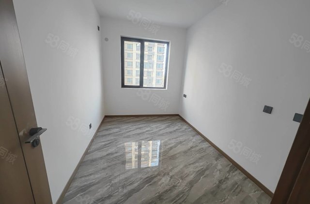 时代中通学府印象三室两厅两卫带车储南北通透环境优美人车分流