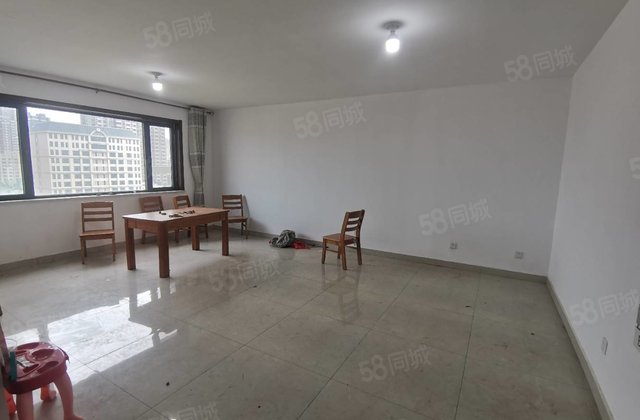 商品房单价八千兵徒骇河旁新房 三室两卫免大税带车位带储有钥匙