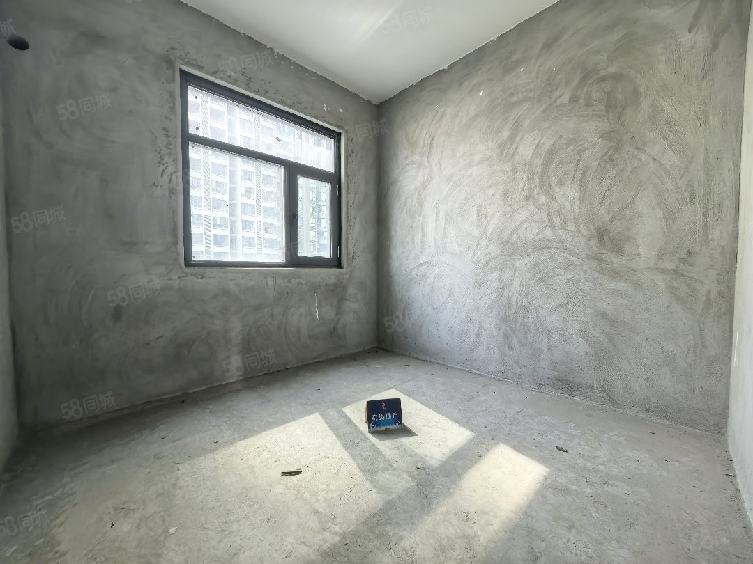 常隆花园3室2厅1卫101㎡南北46.8万