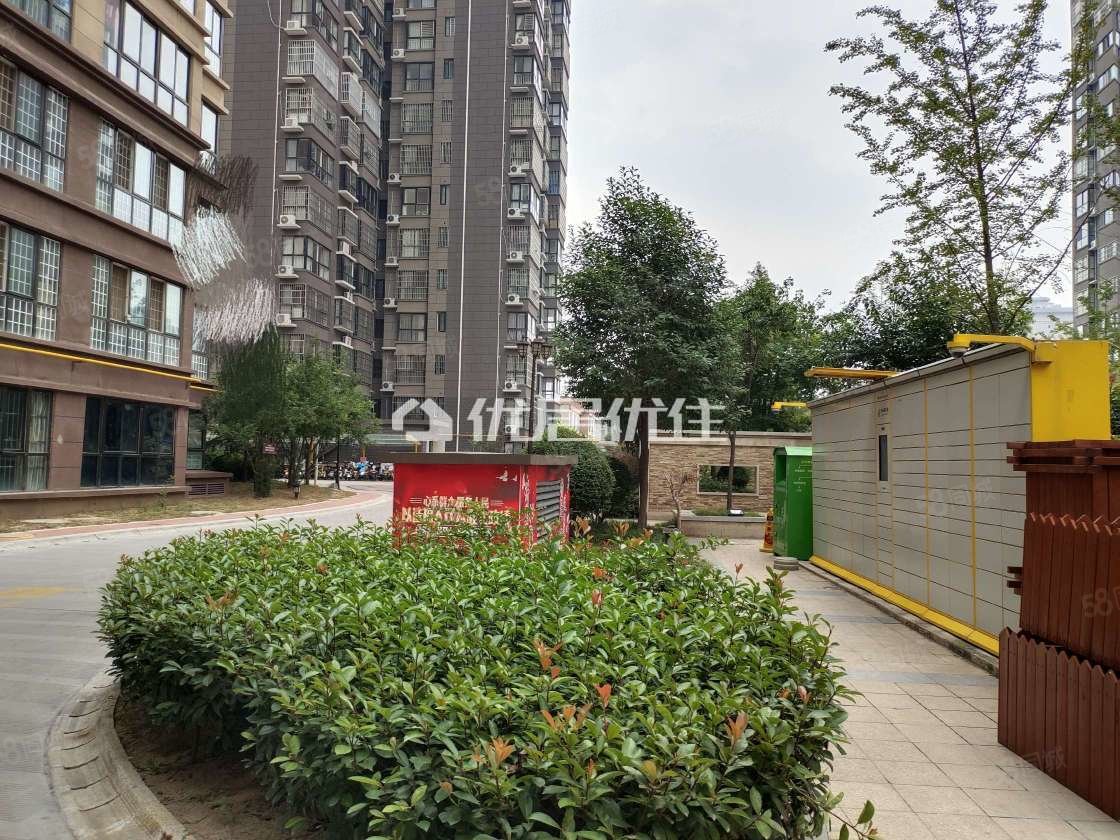 吴悦旁 电梯三室南北通 可按揭诚意售,金域华府(临渭)-渭南58同城