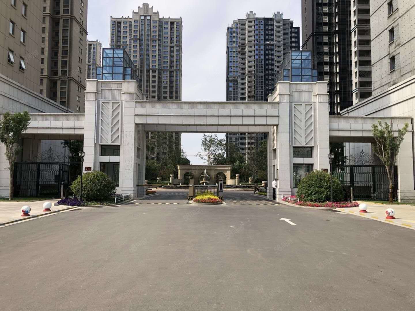 优选好房康博公馆128平南北通透三室145万带储藏间