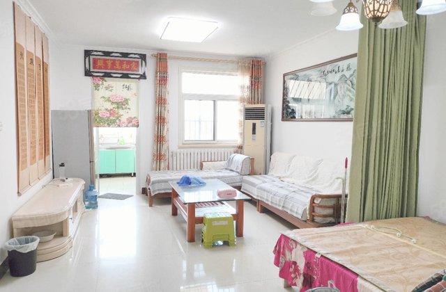 带车位和地下室，电梯房，火车站东临，柳泉花园，实验，金凤龙庭