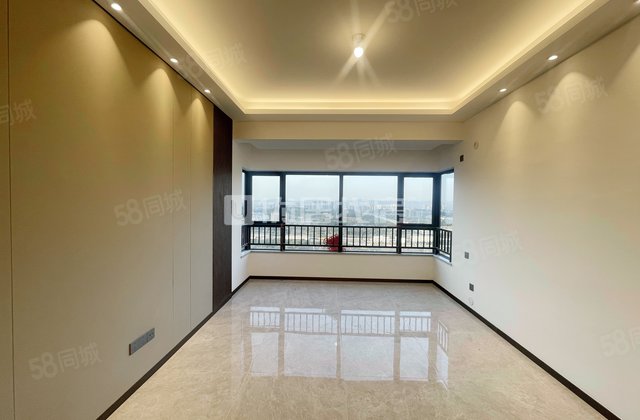 荣和凤岭学府4室2厅98㎡140万二手房图片