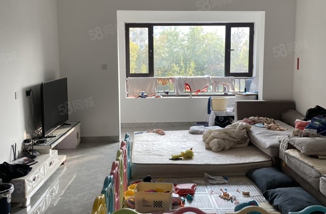 急急售总层11层电梯洋房边户 莲湖新城 昌润莲城 途外河边