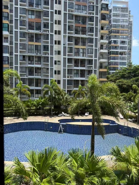 水晶公园2室1厅1卫67.59㎡南北39.8万