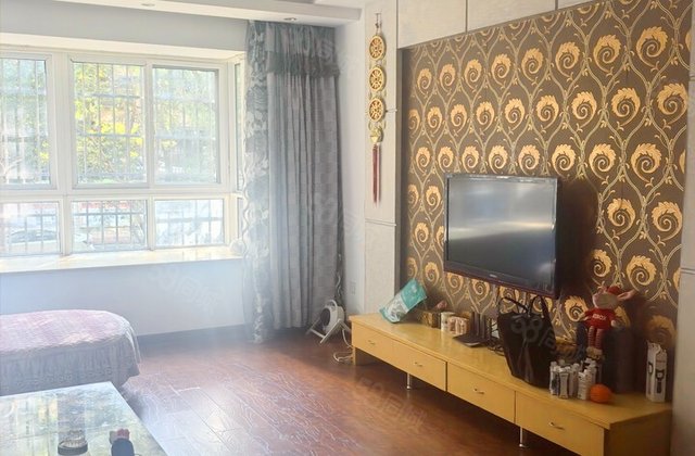 嘉盛华庭3室2厅139.96㎡60.5万二手房图片