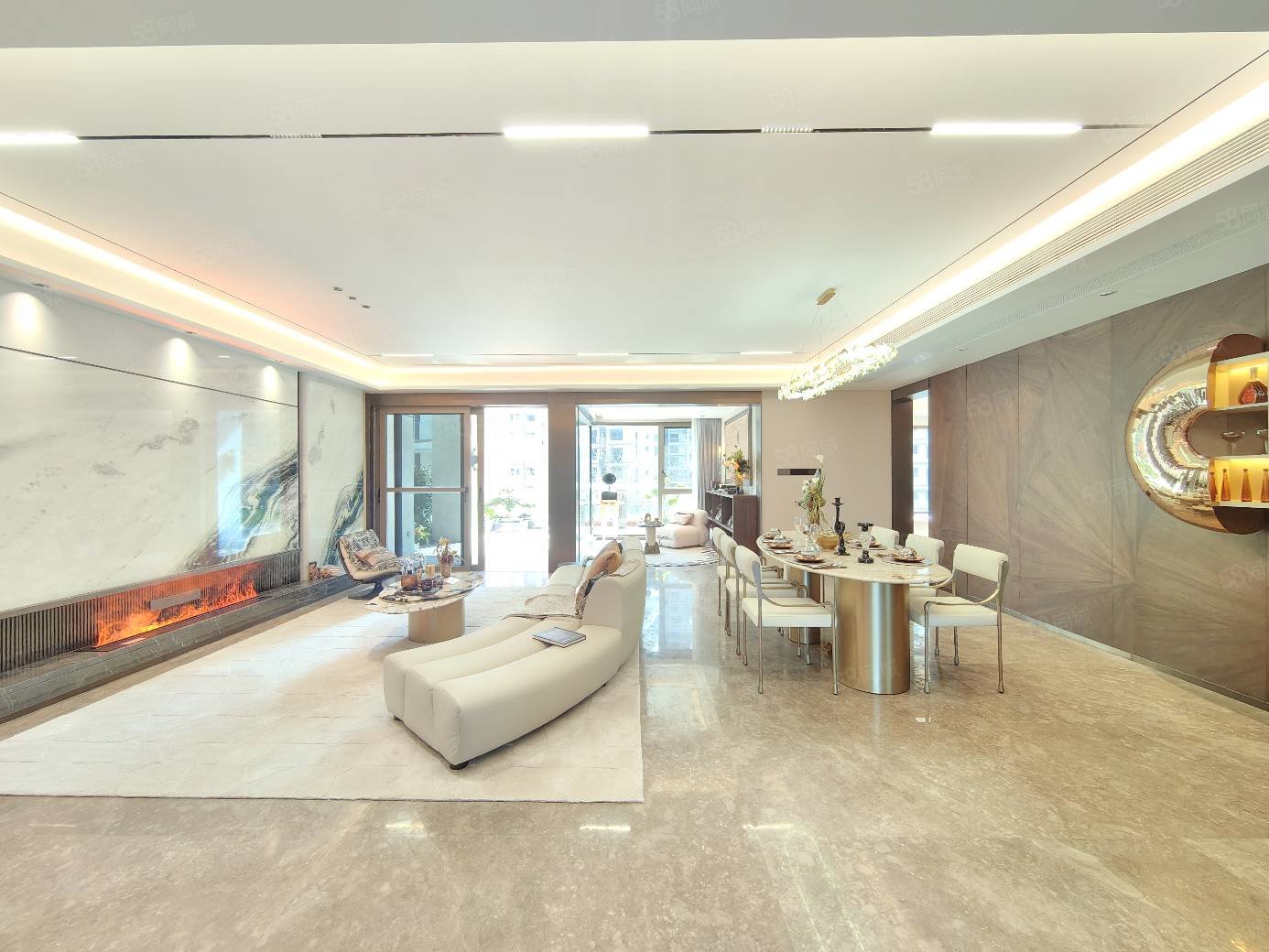 国瑞麓林府4室2厅3卫143㎡南北104万