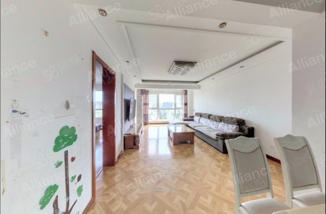 保利香槟国际3室2厅109.27㎡87万二手房图片