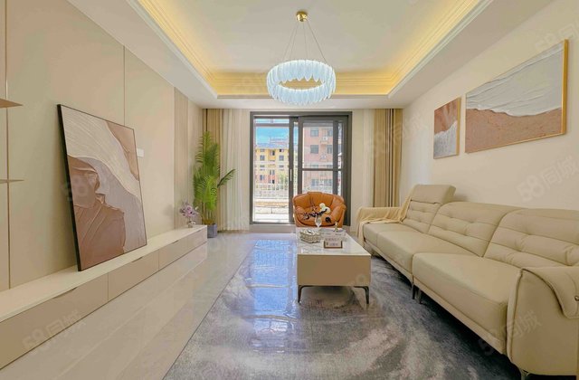 万象城和美苑3室2厅128㎡85.7万二手房图片