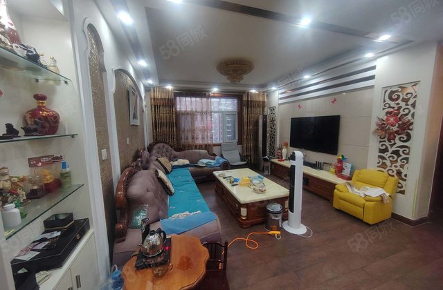 振兴东路，小高层好楼层，送车位 拎包入住 随时可以看房