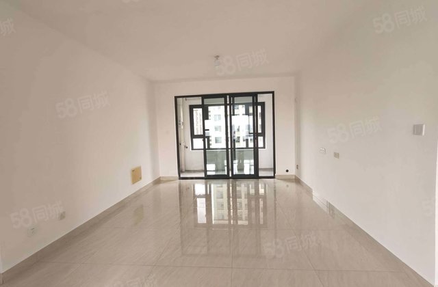 锦绣观邸 送车储 免大税 边户 双卫 中间楼层 元宝户型随看