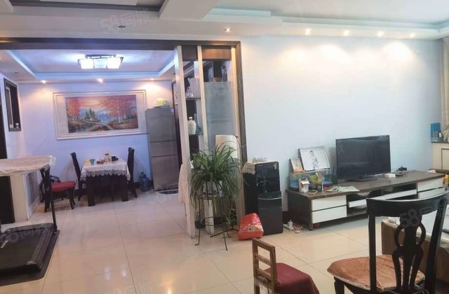 急售，柳泉花园 电梯房，2楼，三室 商业配套齐全 产权清晰