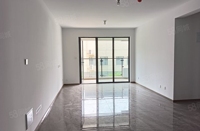 急 区政府 一实验 民生城市芳华 商品房 双卫生间