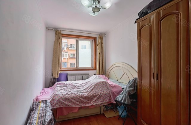 兰田小区3室1厅68.92㎡76万二手房图片