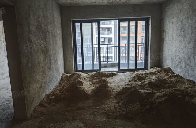 金源时代4室2厅133㎡88.8万二手房图片