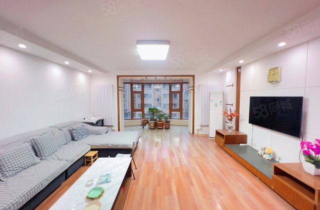 南航世纪苑4室2厅131㎡70万二手房图片