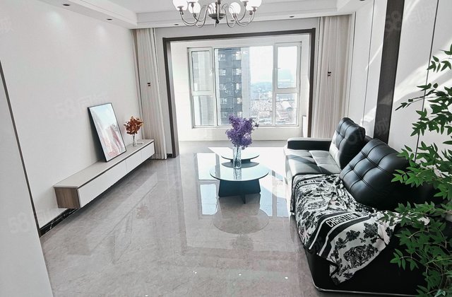 中房花漫里4室2厅142㎡89.8万二手房图片