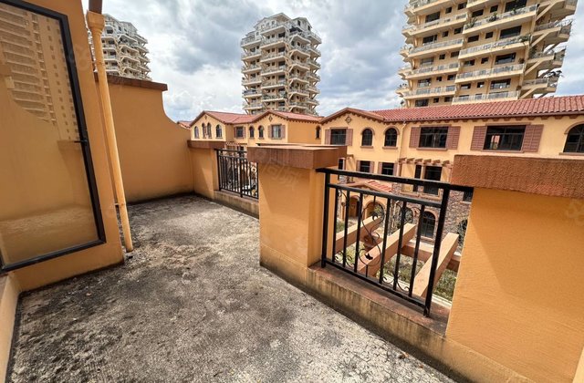 翰樘城逸府4室2厅256㎡158万二手房图片