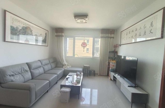 公园附近 精装三室两卫 单价仅6000