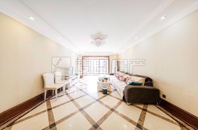 中海紫御公馆3室2厅142.69㎡1558万二手房图片