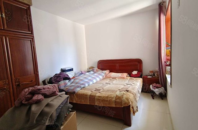 新东方龙湾在水一方三室两厅双卫房带车位免大税看房方便