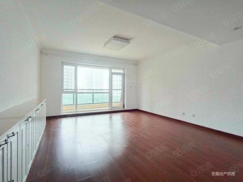 壹品星海南北通透高绿化商圈成熟车位充足双卫生间