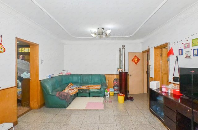 康山里小区3室2厅97㎡200万二手房图片