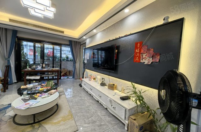 万豪名仕4室2厅124㎡90万二手房图片