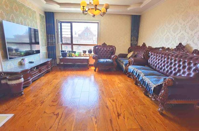 天茂湖三期温莎园3室3厅131.29㎡125万二手房图片