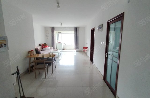 月季公园北邻小洋房120平三室 送车位储藏室