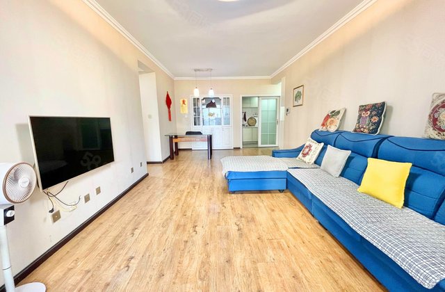 蓝光金悦府3室2厅110.5㎡139.8万二手房图片