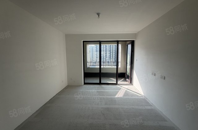 中国铁建樾府国际3室2厅105㎡71万二手房图片