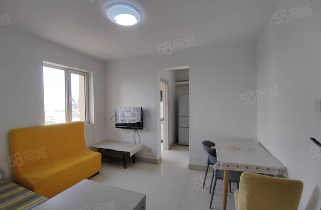 急售，紧紧龙湾东门口，实验，文轩过度房，免大税，看房方便