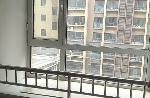 房东诚心卖 板楼 近医院 低密宜居 朝南 楼层好 必看好房