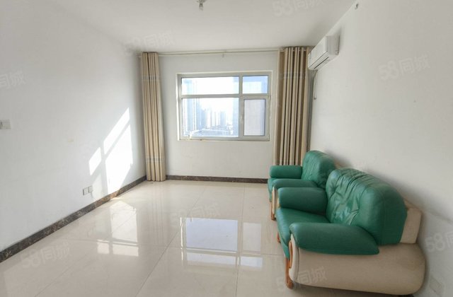 东昌东校旁，东昌丽都北区，好楼层，三室东边户双卫，送车储