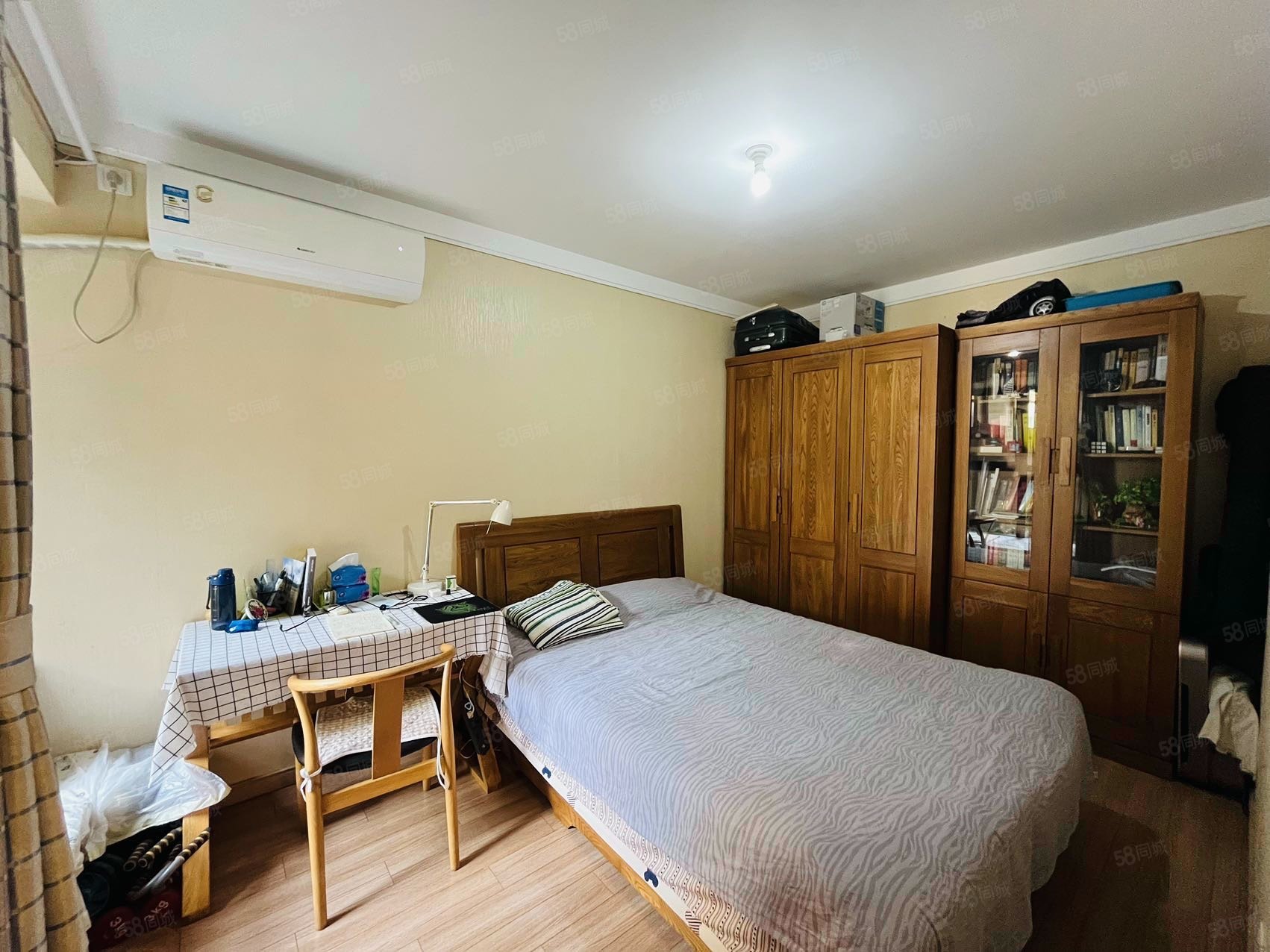 金域華府東(金域華府二期)2室2廳1衛(wèi)92.7㎡南528萬