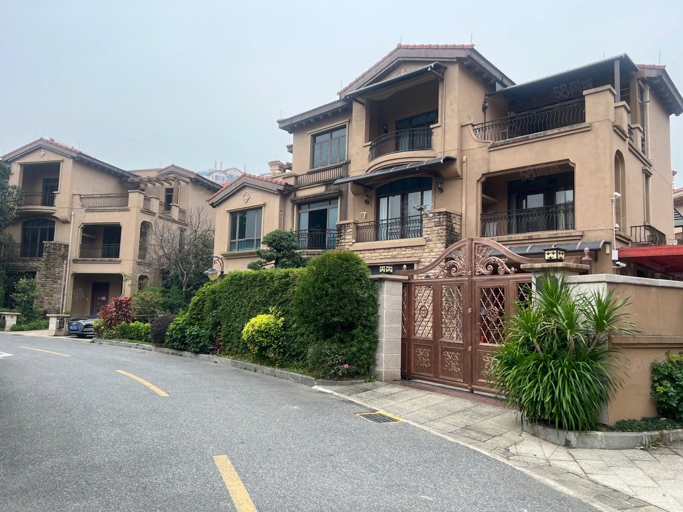 带200方花园 带全屋家私家电,碧桂园山湖城(别墅)-清远58同城