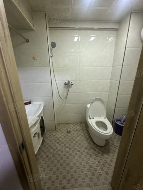桃源花都2室1厅1卫75㎡南北35万