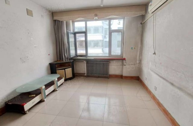 慧德中学南二干路一中二院二楼可按揭停车很方便