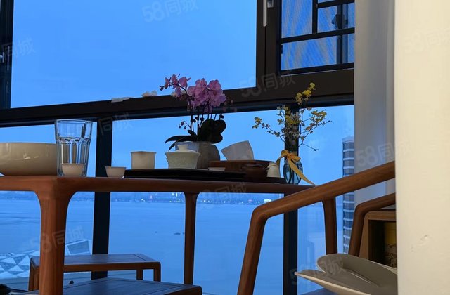 中海铂悦府4室2厅128㎡128万二手房图片