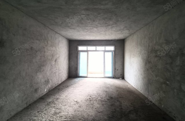 富城国际B区3室2厅133㎡55万二手房图片