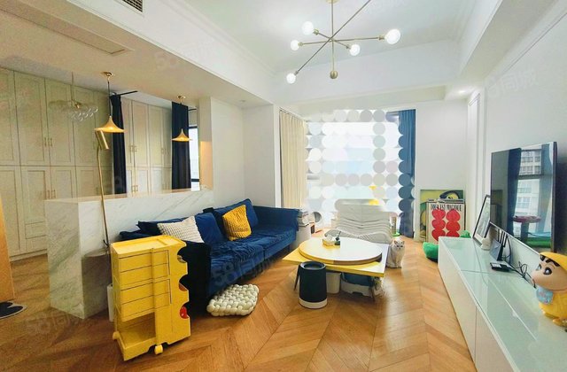 华熙528艺术村盈都2室1厅80㎡156.8万二手房图片