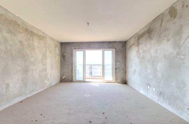 兰枫园5室2厅224.07㎡186万二手房图片