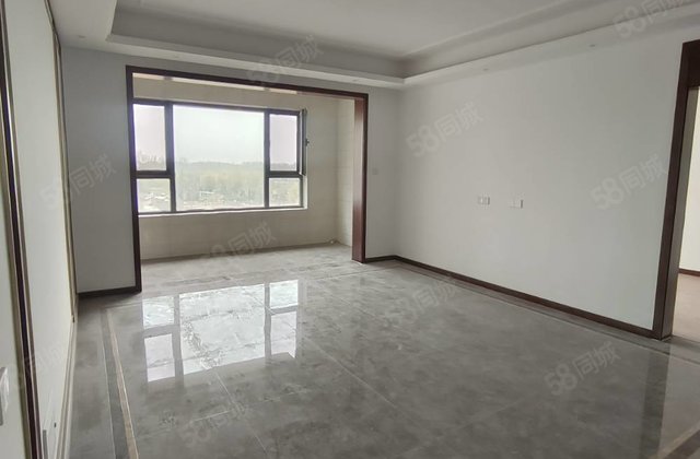 城市芳华澜庭官邸东昌  独立电梯入户135平三室两厅两卫