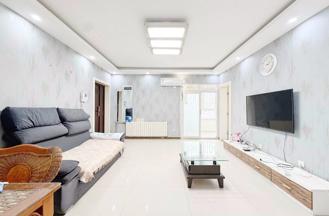 河南省团校1号高层住宅楼2室2厅90.22㎡75万二手房图片